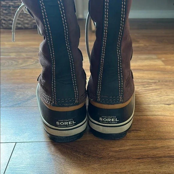Sorel Brown and Black Winter Boots with Fur Trim - Picture 3 of 4